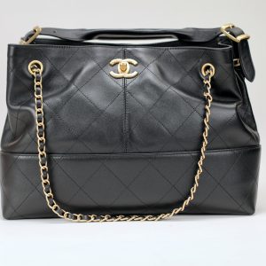Chanel -25A HOBO Bag(32cm)